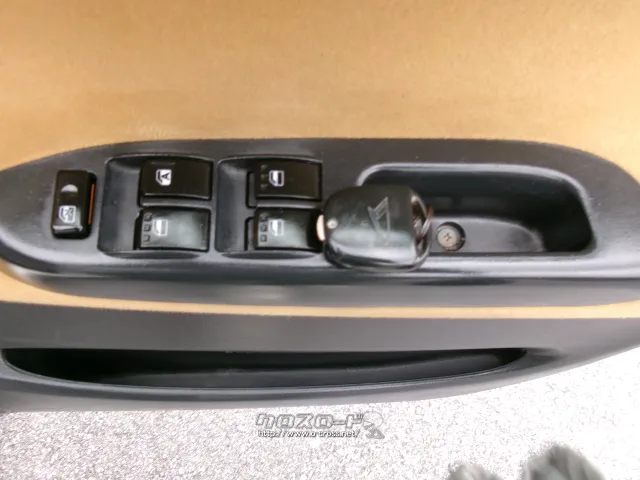 ダイハツ ミラジーノ