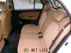 ダイハツ ミラジーノ