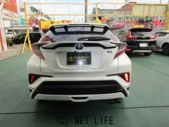 トヨタ C-HR