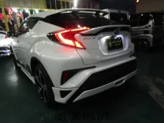 トヨタ C-HR