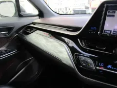 トヨタ C-HR