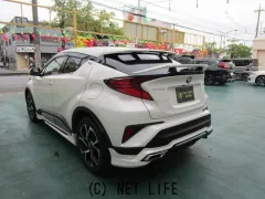 トヨタ C-HR