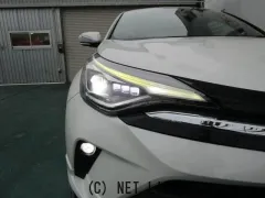トヨタ C-HR