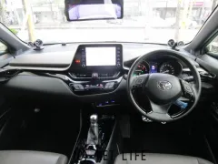 トヨタ C-HR