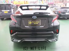 トヨタ C-HR