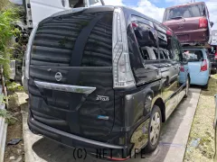 部品取車 セレナ FC26