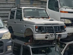 部品取車 ジムニー JA12W