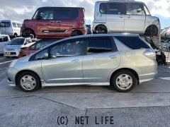 部品取車 フィットシャトル GP2