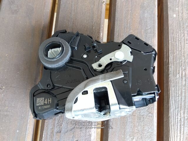 内装品・NHP10 アクア ドアロックアクチュエーター 美品 左フロント