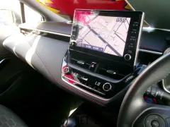 トヨタ カローラスポーツ