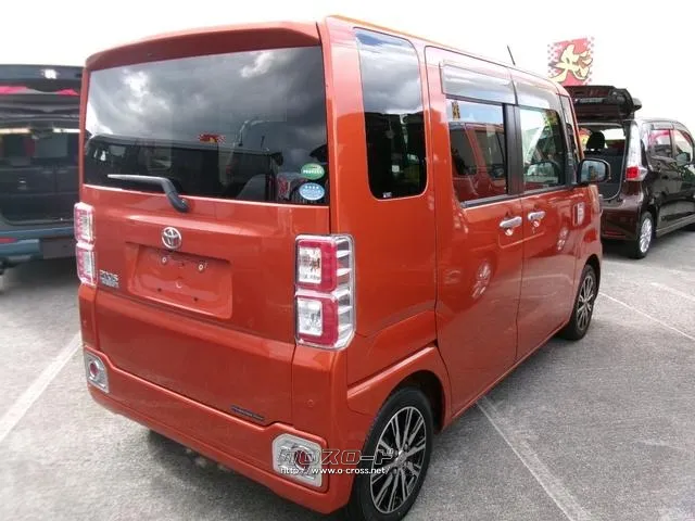 トヨタ ピクシスメガ