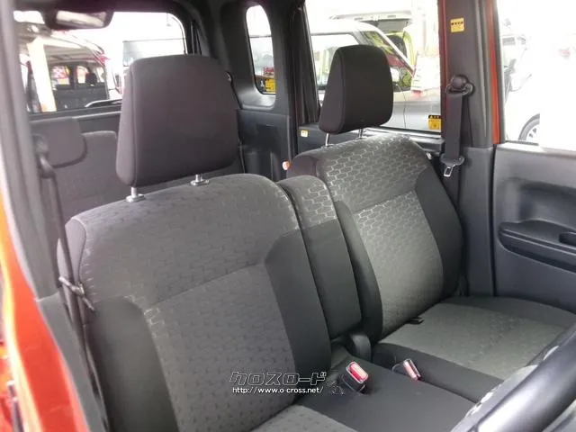 トヨタ ピクシスメガ