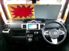 トヨタ ピクシスメガ