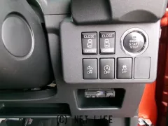 トヨタ ピクシスメガ