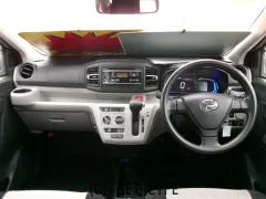 ダイハツ ミライース