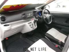 ダイハツ ミライース