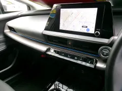 トヨタ プリウス