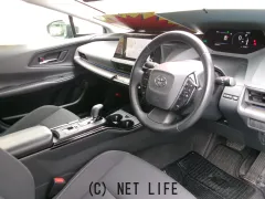 トヨタ プリウス