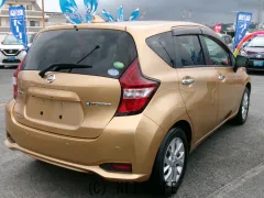 日産 ノート