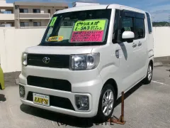 トヨタ ピクシスメガ