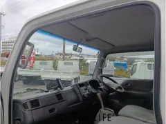 マツダ タイタン