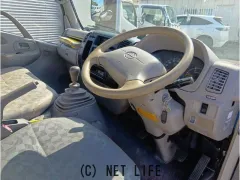 日野自動車 デュトロ