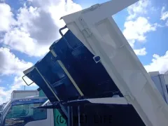 三菱ふそう キャンター