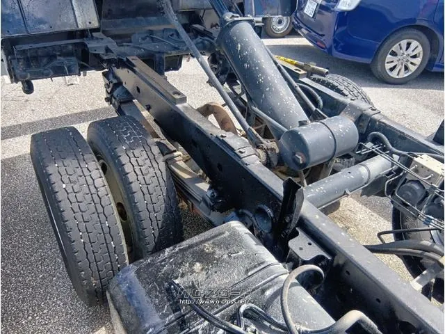 日野自動車 デュトロ