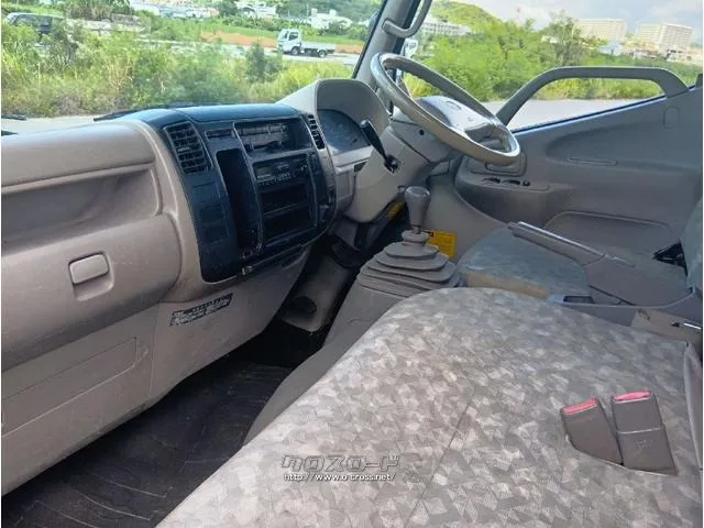 日野自動車 デュトロ