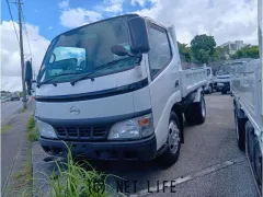 日野自動車 デュトロ