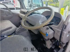 日野自動車 デュトロ