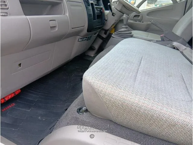 日野自動車 デュトロ