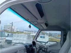 日野自動車 デュトロ