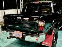 トヨタ ハイラックス