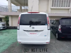 日産 セレナ