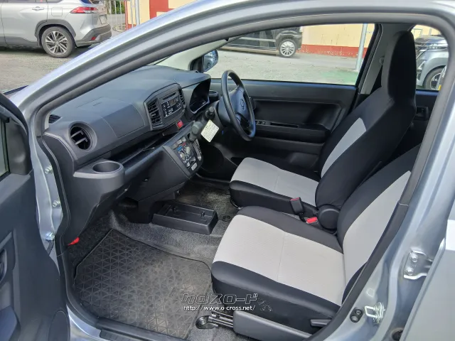 ダイハツ ミライース