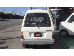 スバル サンバー