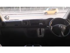 日産 NV350キャラバン