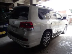 トヨタ ランドクルーザー200