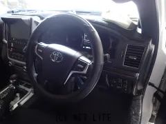 トヨタ ランドクルーザー200