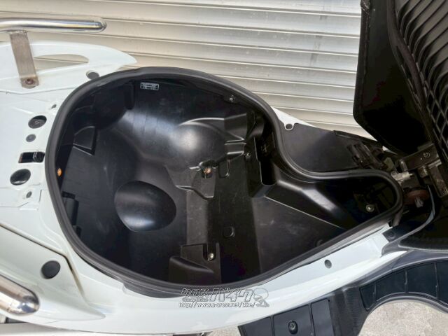 スズキ バーグマン200