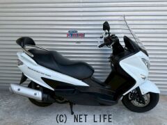 スズキ バーグマン200