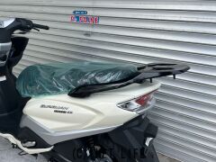 スズキ バーグマン125