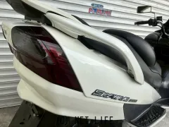 スズキ スカイウェイブ250