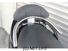 外装パーツ 新型マジェスティ用の新品ステンレス製バックレスト。