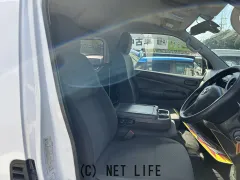 日産 NV350キャラバン