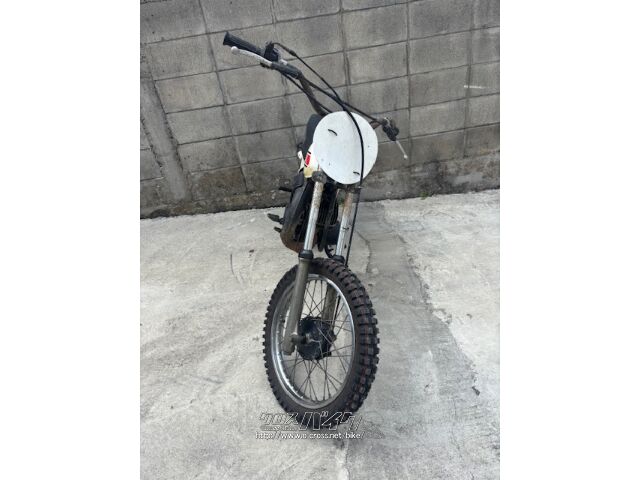 ヤマハ YZ80・1979(S54)初度登録(届出)年・ホワイト・80cc・ガレージ