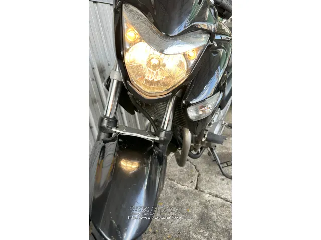 H4ヘッドライトで視認性抜群LED等への交換も可能です! スズキ GSR250