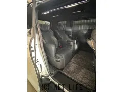 トヨタ ヴェルファイアハイブリッド