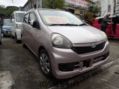 ダイハツ ミライース